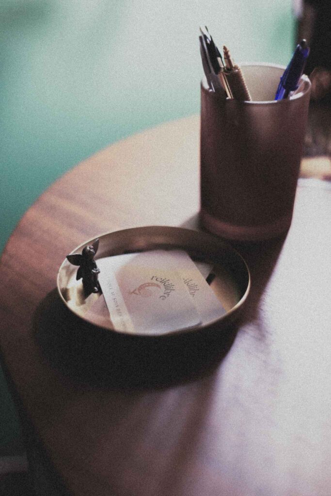 Ambiance Reiki intimiste dans un cabinet de bien-être à Évreux
